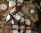 Foto del paso 5 de la receta: Merluza en salsa con pulpo y gambas