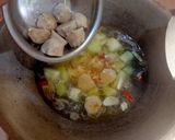 Foto langkah ke 4 dari resep Sayur Labu Siam Bakso.