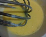 Foto langkah ke 2 dari resep Mixed Berries Egg Pudding.
