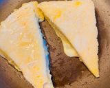 A picture of step 4 of Cheese filled french toast.