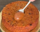 Foto del passaggio 7 della ricetta Ciambellone di Mele con Banana e Noci