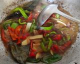 Foto langkah ke 3 dari resep Sarden segar masak kecap.