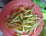 Foto langkah ke 1 dari resep Oseng Kembang Turi + Tempe.