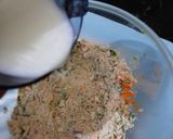 A picture of step 2 of Egg Paratha.