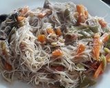 Foto del paso 4 de la receta: Wok de verduras y fideos de arroz 😋