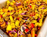 Zöldséges sertéstarja 🥕🫑🥔🧅🧄 recept fázis 3 fotója
