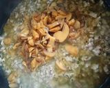Spenótos-gombás tészta recept fázis 2 fotója