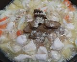 Foto langkah ke 6 dari resep Garlic Butter Rice with Chicken Curry.
