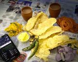 A picture of step 15 of Fafda jalebi.