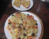Foto del paso 8 de la receta: Pizza con calabacín, pimiento morrón y jamón serrano