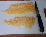 A picture of step 4 of Orange and Honey Chicken 🍊.