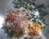 A picture of step 1 of Lauki thepla.