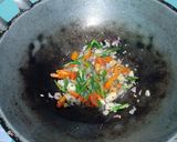Foto langkah ke 3 dari resep Oseng cumi asin tahu pedas.