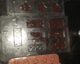 A picture of step 5 of Dry fruit chocolate.