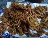A picture of step 3 of Lacha pakora.