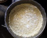 Foto del paso 4 de la receta: Tarta de puerros con queso gratinado 🧀