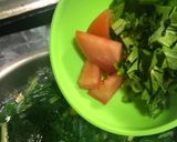 Foto langkah ke 4 dari resep Sayur Bening Bayam untuk si kecil.