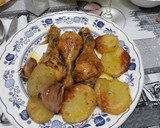 Foto del paso 3 de la receta: Pollo al ajillo con patatas