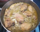 Foto del paso 2 de la receta: Pollo en salsa verde sencilla