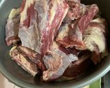 Foto langkah ke 1 dari resep Sup lemak tulang iga.