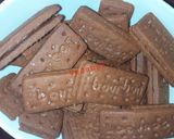 A picture of step 1 of Bourboun Biscuit Ladoo.