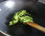 A picture of step 2 of Tiranga Halwa.