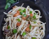वेजिटेबल नूडल्स (Vegetable Noodles Recipe In Hindi) रेसिपी चरण 7 फोटो