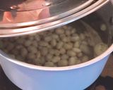 Hình bước làm 2 của món Đậu Coco Sốt Cà Chua & Andouillette
