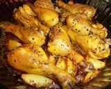 Foto del paso 5 de la receta: Jamoncitos de pollo y patatas al horno con sobrasada