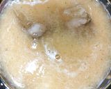 A picture of step 2 of Muskmelon Shake.