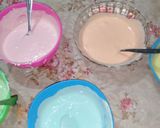 Foto langkah ke 3 dari resep Bolu Rainbow Kukus.