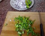 A picture of step 5 of Chicken Spicy Kung Pao.