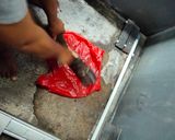 Foto langkah ke 1 dari resep Gulai Tunjang (kaki) Sapi dan Cara Membersihkannya.