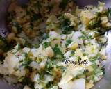 Stuffed Rava Uttapam recipe step 2 photo