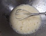 Foto del paso 2 de la receta Cake de avellanas con papaya y melón deshidratado