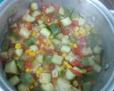 Foto del paso 3 de la receta: Calabacitas a la mexicana