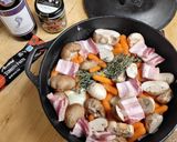 A picture of step 3 of Nan's Hearty Beef Stew.