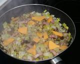Foto del paso 2 de la receta: Quiche de puerros, setas y bacon