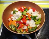 Foto del paso 2 de la receta: Pollo con almendras (estilo chino)