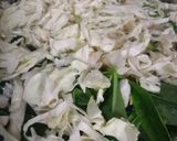 Foto langkah ke 1 dari resep Tumis Daging Cincang, Daun Ginseng Kubis.