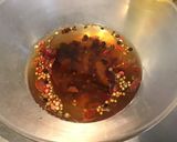 Une image de l'étape 3 de Marinade prune, absinthe, raisins et épices (pour gibier).