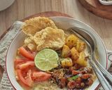 Foto langkah ke 7 dari resep Soto Betawi Hack ala Mie Instan, Kuah Susu Telur Lembut.