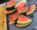 Une image de l'étape 3 de Salade de melon, pastèque et raisin au miel.