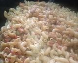 A picture of step 7 of Hara lehsan macaroni.
