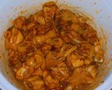 A picture of step 2 of Mi Quang Chicken Noodles.