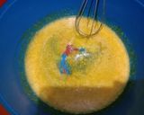 Foto langkah ke 2 dari resep Banana Chiffon Cake.