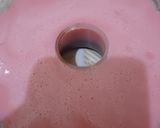 Foto langkah ke 2 dari resep Puding Coklat Strawberry Vla Keju.