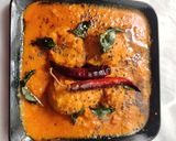 A picture of step 2 of Ripe and raw mango curry.