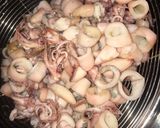 Foto langkah ke 2 dari resep Cumi asin pelangi mercon (pedas).