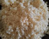 A picture of step 9 of Cauliflower thin crusted Pizza.